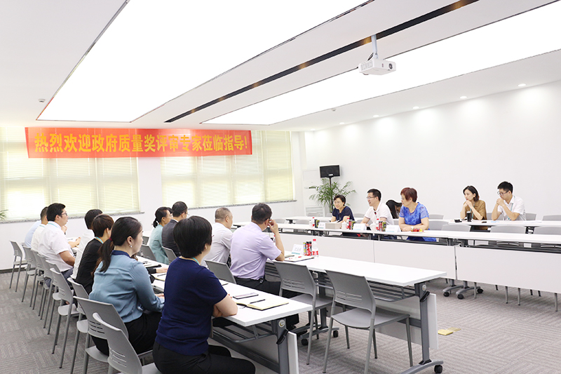杭州遠(yuǎn)大生物制藥有限公司等杭州市三家企業(yè)榮膺“2018江干區(qū)政府質(zhì)量獎”殊榮，成為質(zhì)量管理先進(jìn)標(biāo)桿企業(yè)。